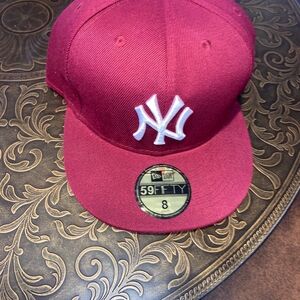 New Era Burgundy 59FIFTY Cap  New York Yankees Size 8